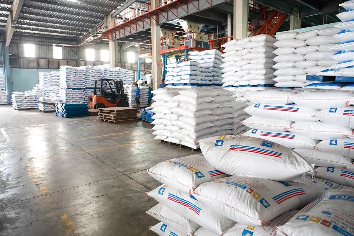 Bulk Meal Purchasing Guide for Animal & Poultry Feed Manufacturers